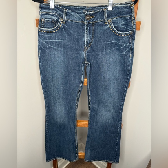 Women’s Suki Silver jeans with flap pockets - Picture 2 of 6